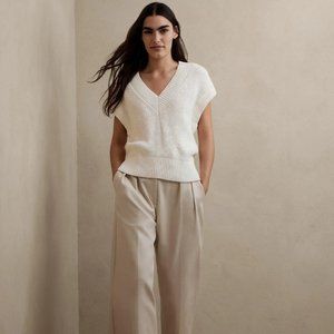 Banana Republic Women's Natural Cima Oversized Sweater Vest Size XS/S